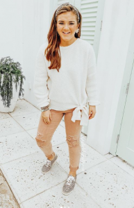 soft outfit with colored jeans